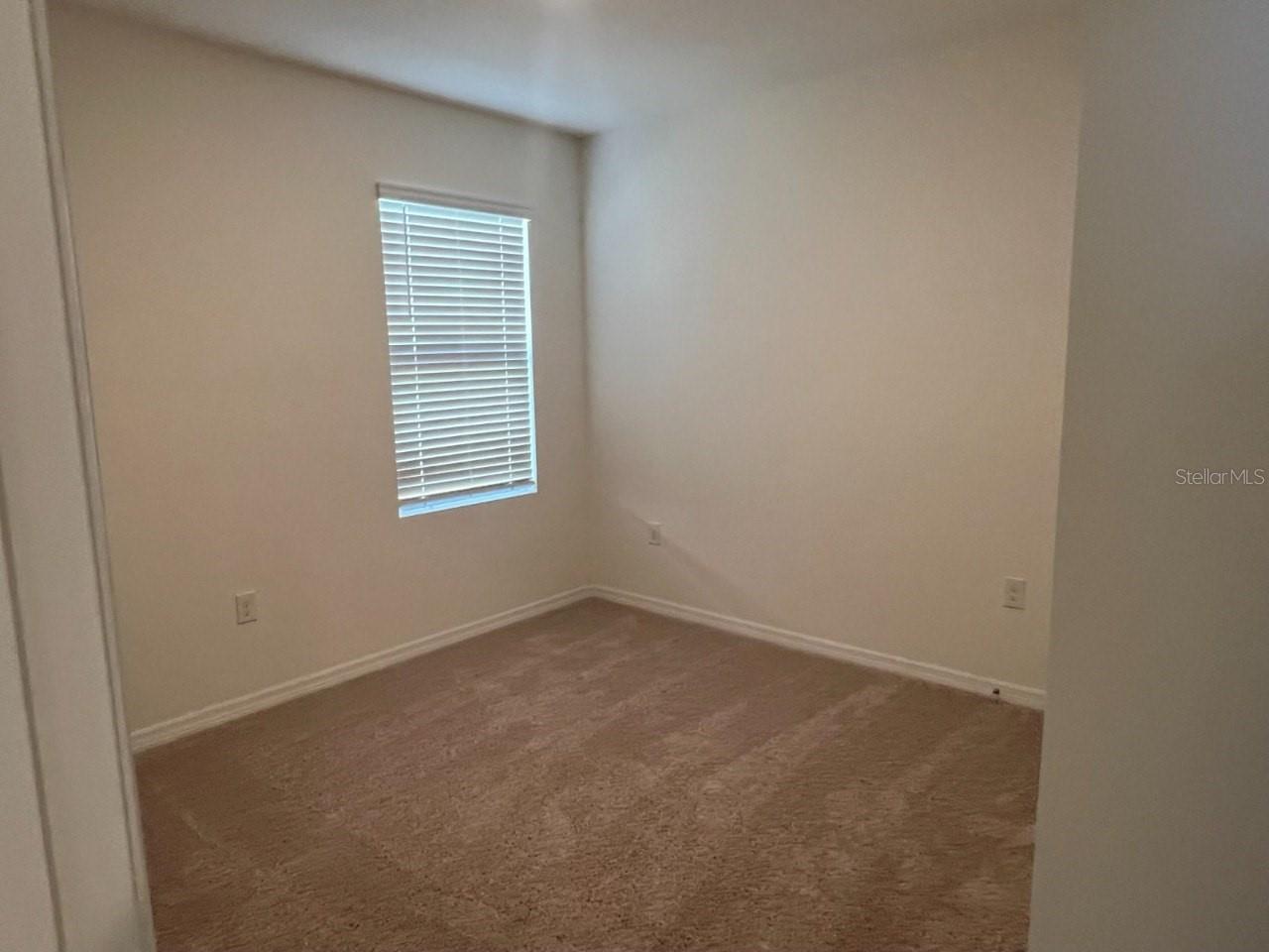 528 Boardwalk Ave Property Photo 5