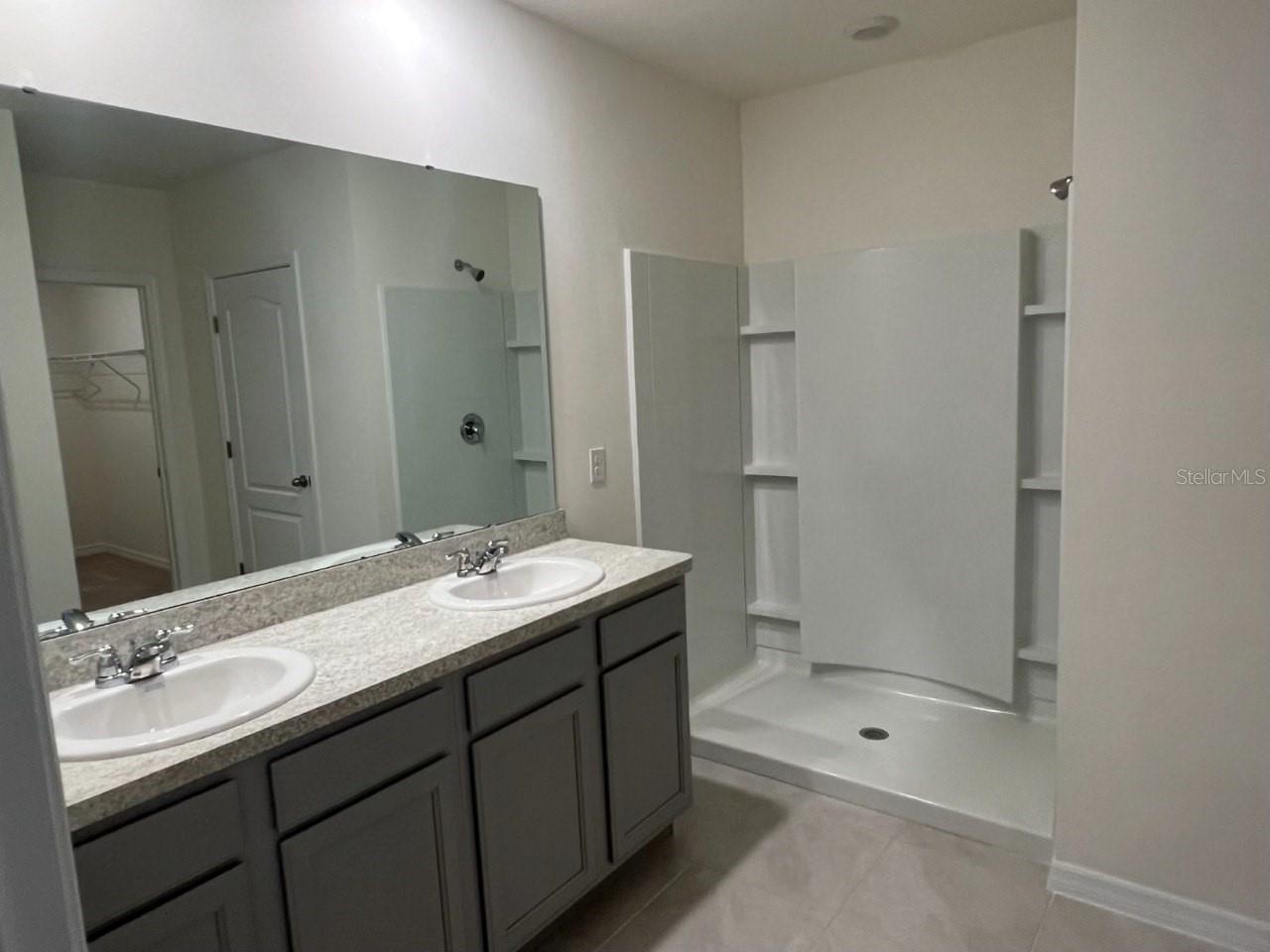 528 Boardwalk Ave Property Photo 6