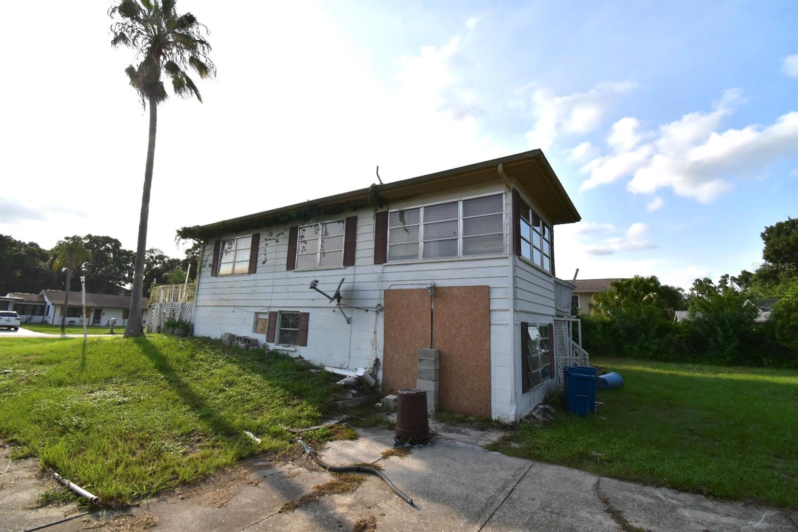 613 Chestnut St Property Photo 9