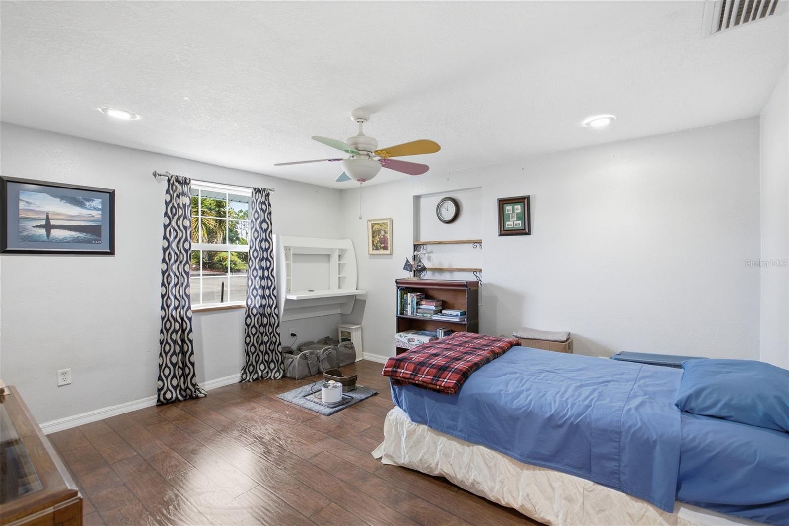 40832 River Rd Property Photo 20