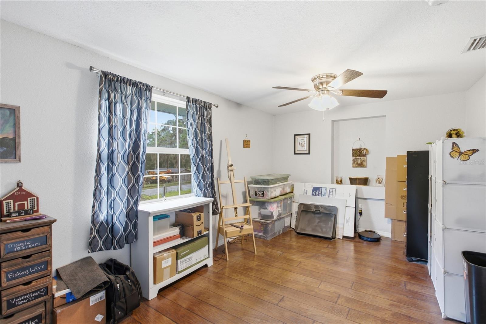 40832 River Rd Property Photo 22