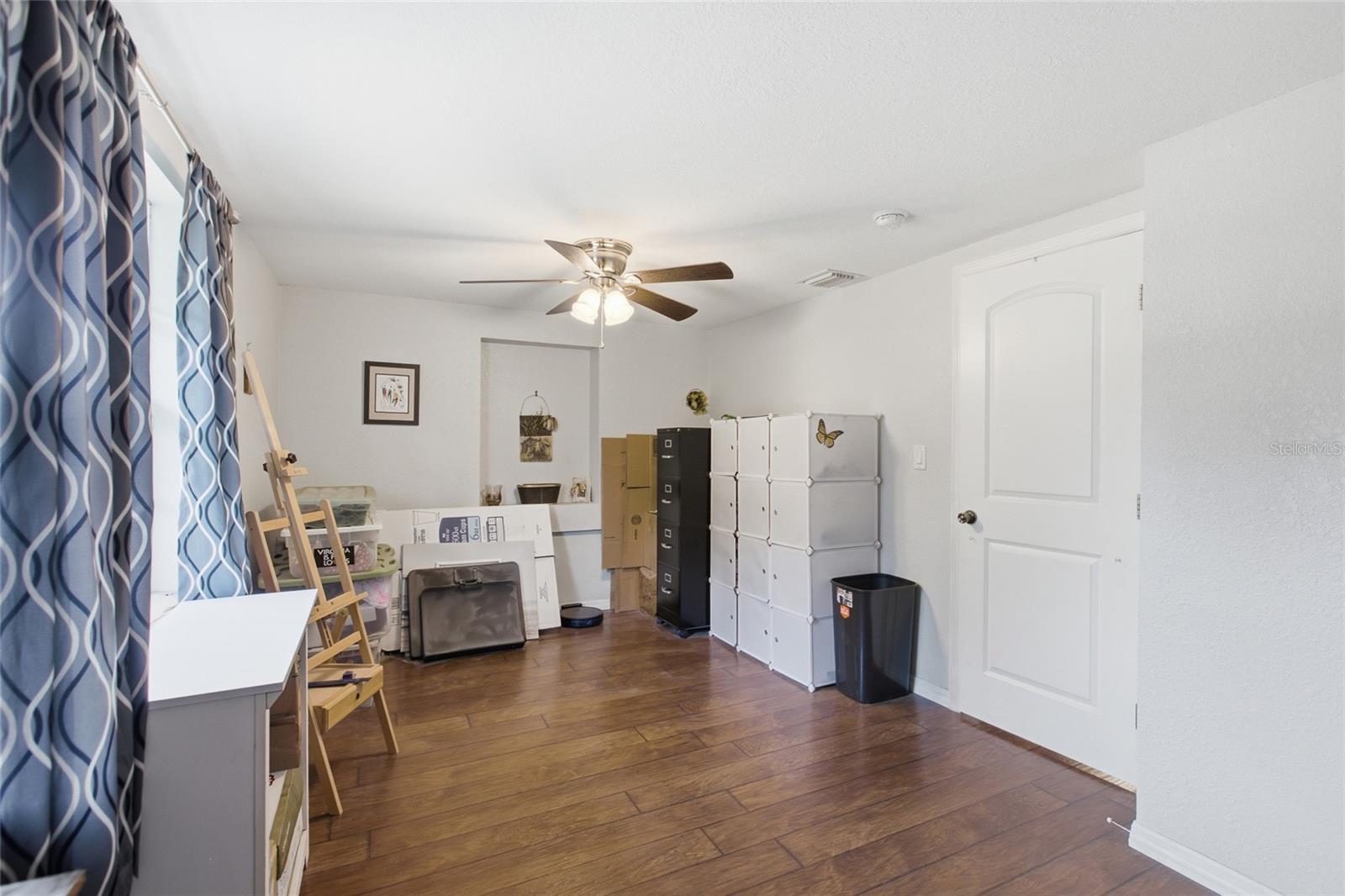 40832 River Rd Property Photo 23