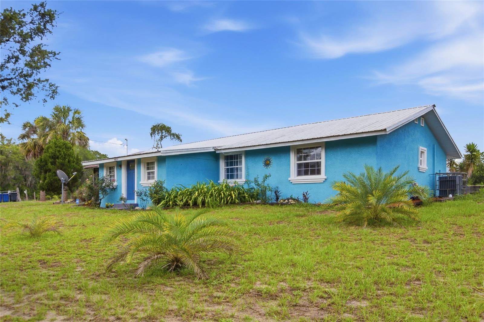 40832 River Rd Property Photo 41