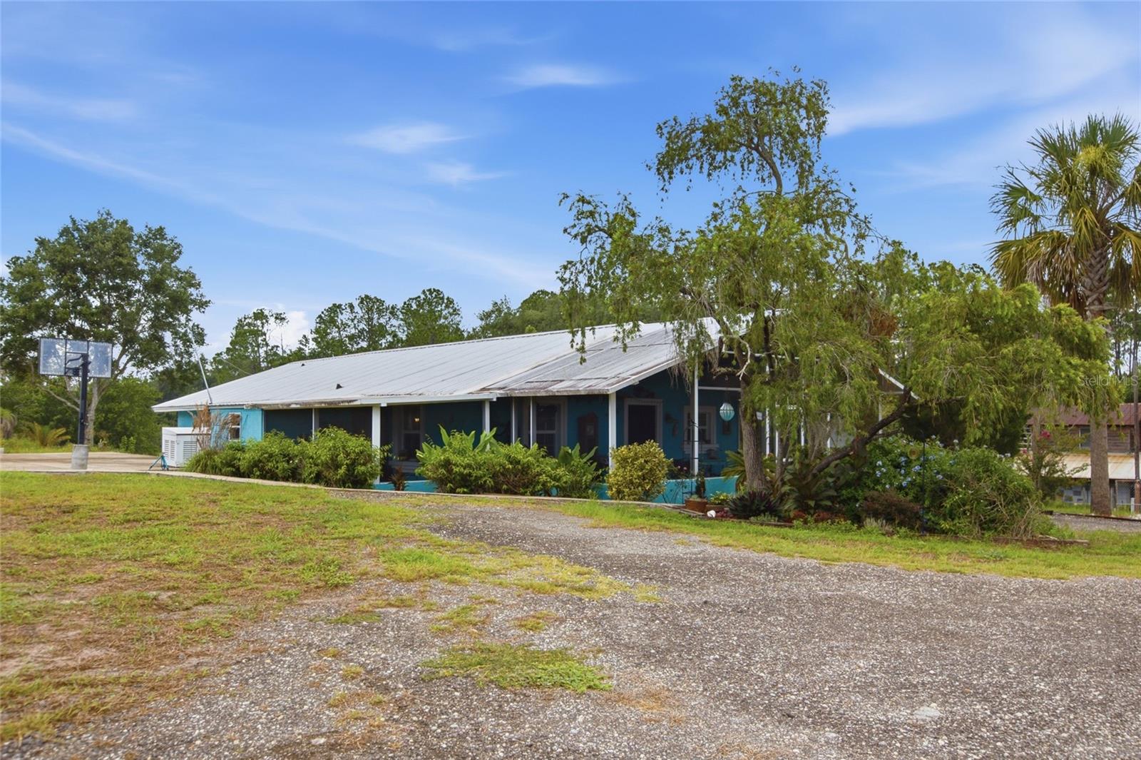 40832 River Rd Property Photo 42