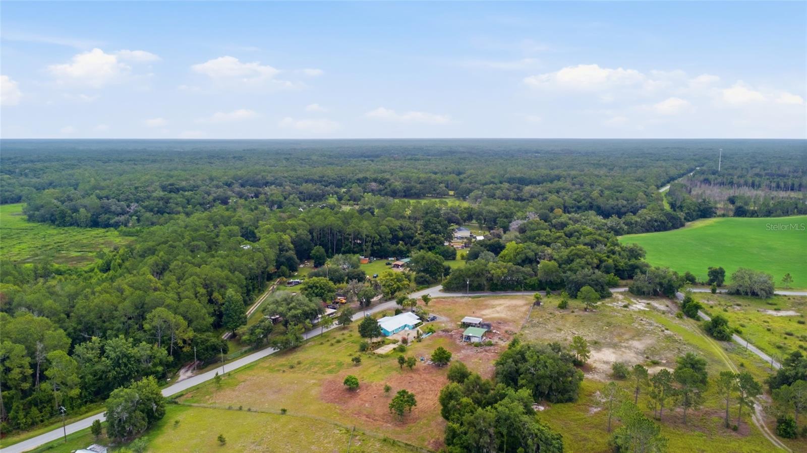 40832 River Rd Property Photo 53