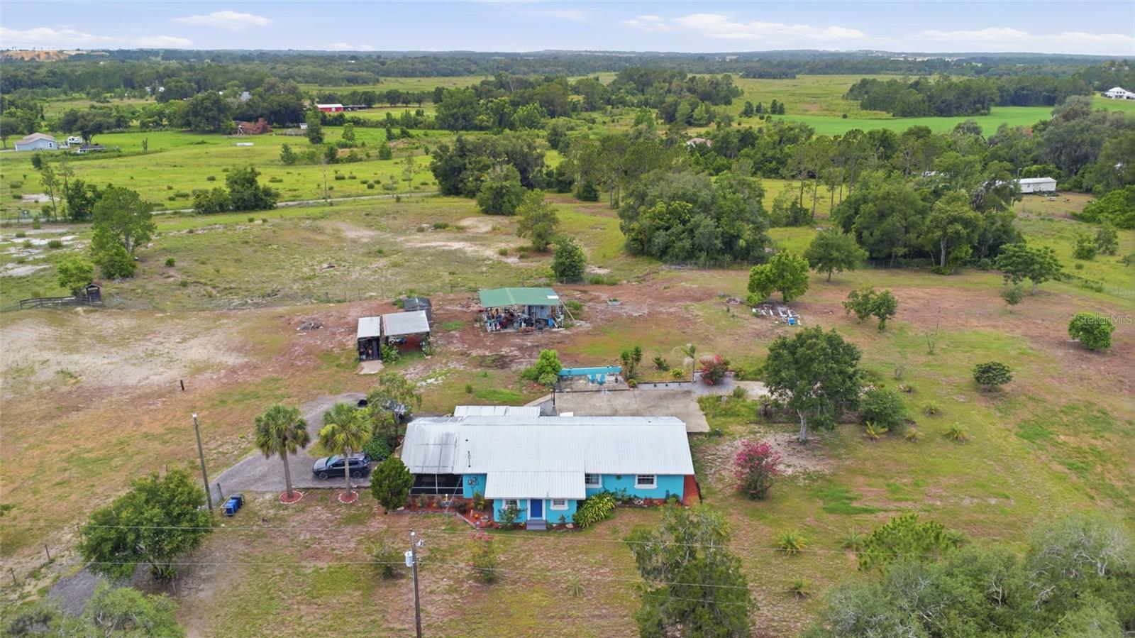 40832 River Rd Property Photo 58