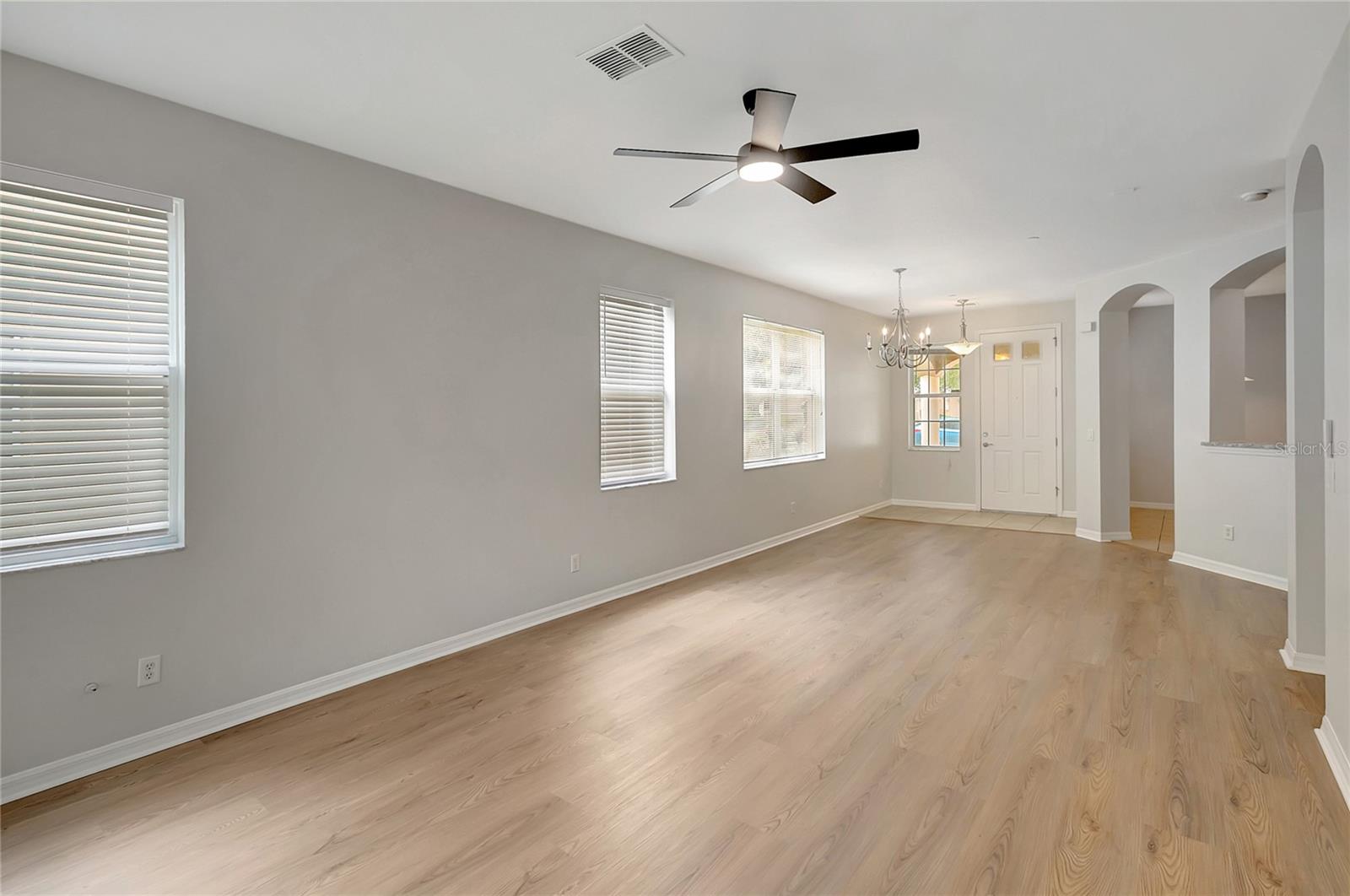 7413 Terrace River Dr Property Photo 11