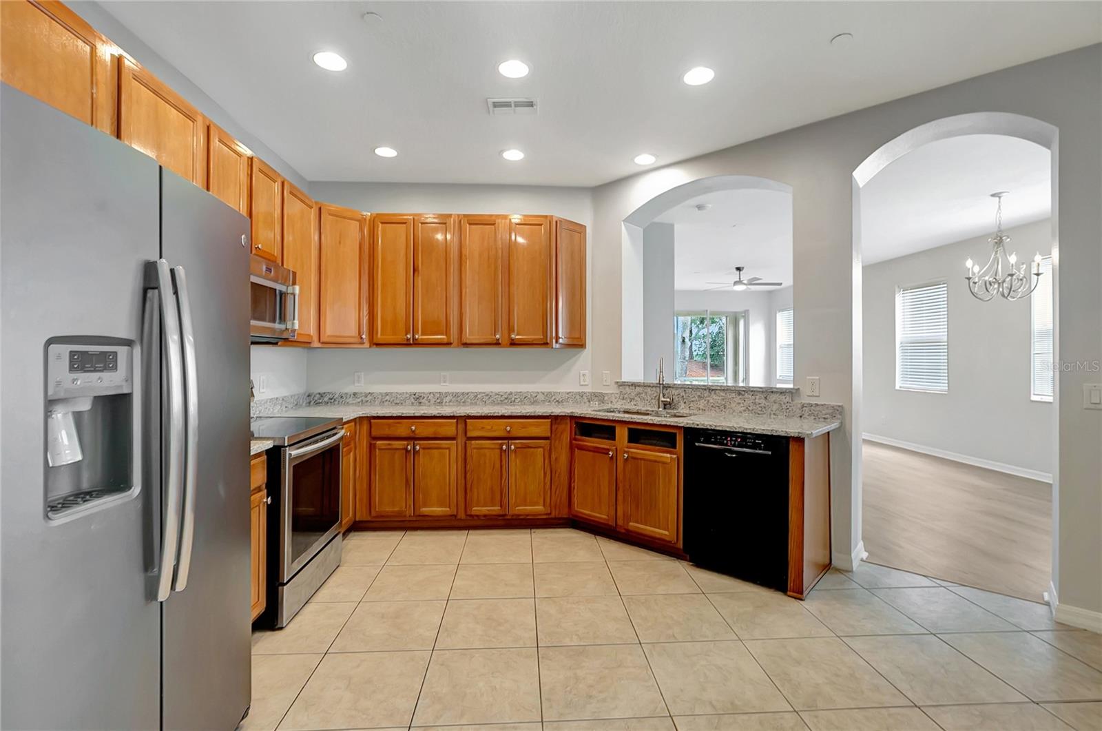 7413 Terrace River Dr Property Photo 15