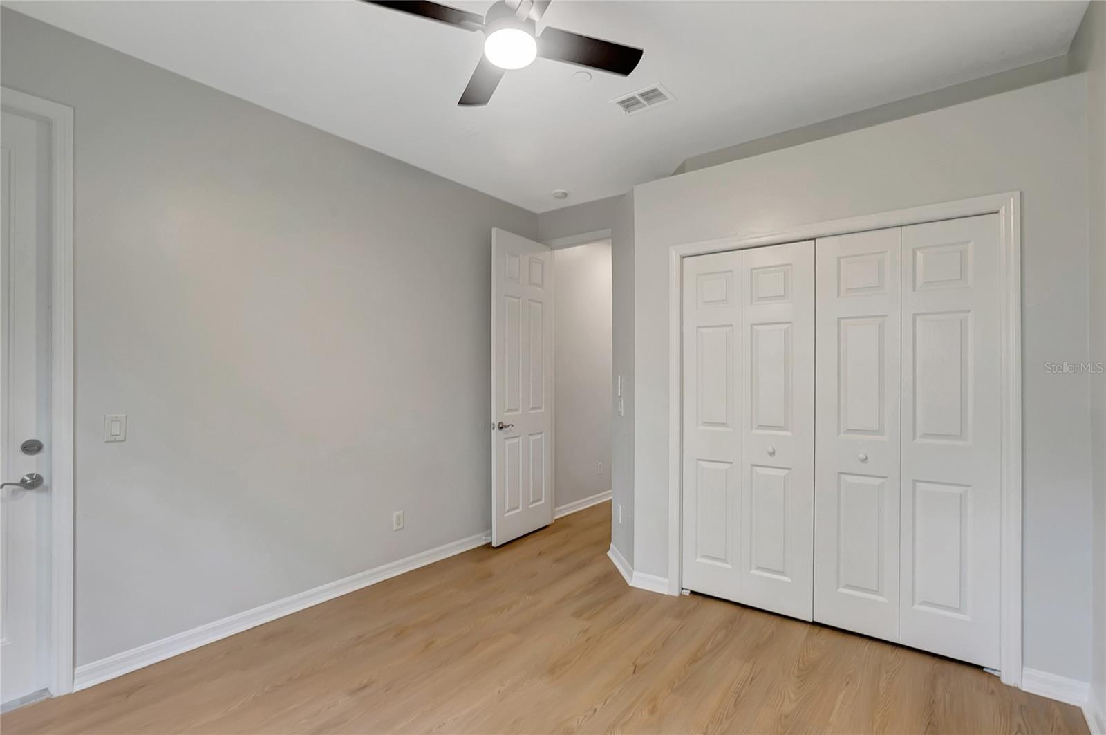 7413 Terrace River Dr Property Photo 21