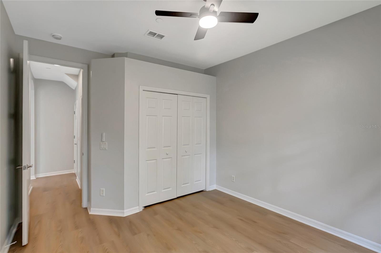 7413 Terrace River Dr Property Photo 22