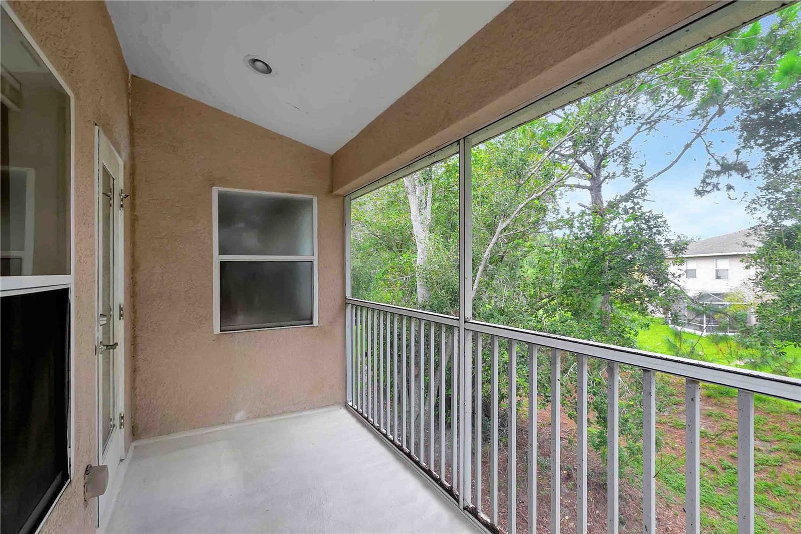 7413 Terrace River Dr Property Photo 39