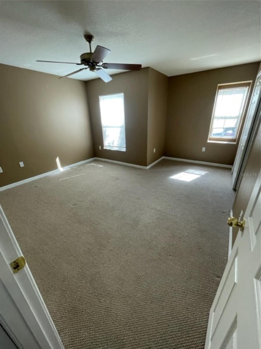 10934 Johanna Ave Property Photo 17