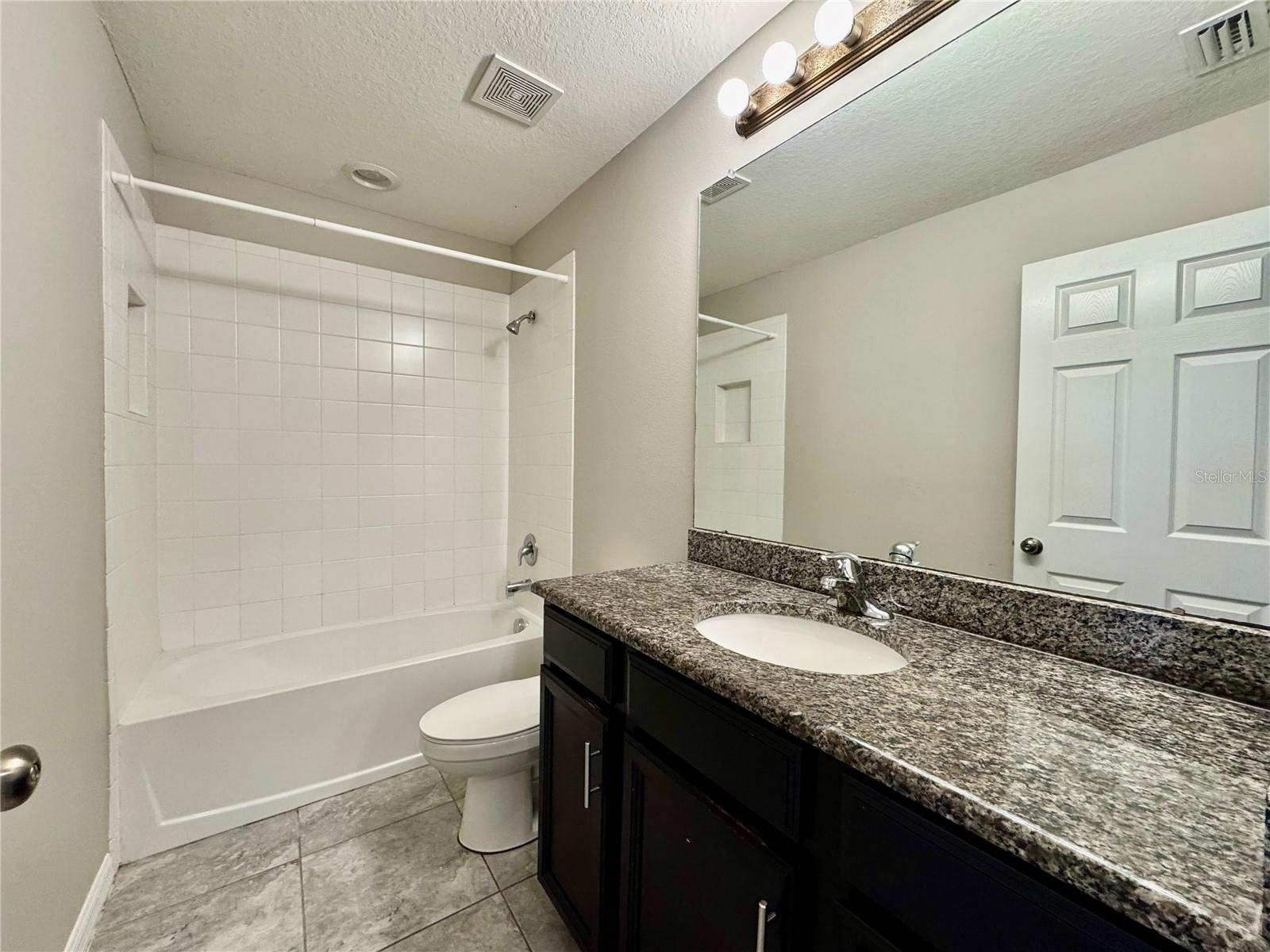 7208 Grand Elm Dr Property Photo 17