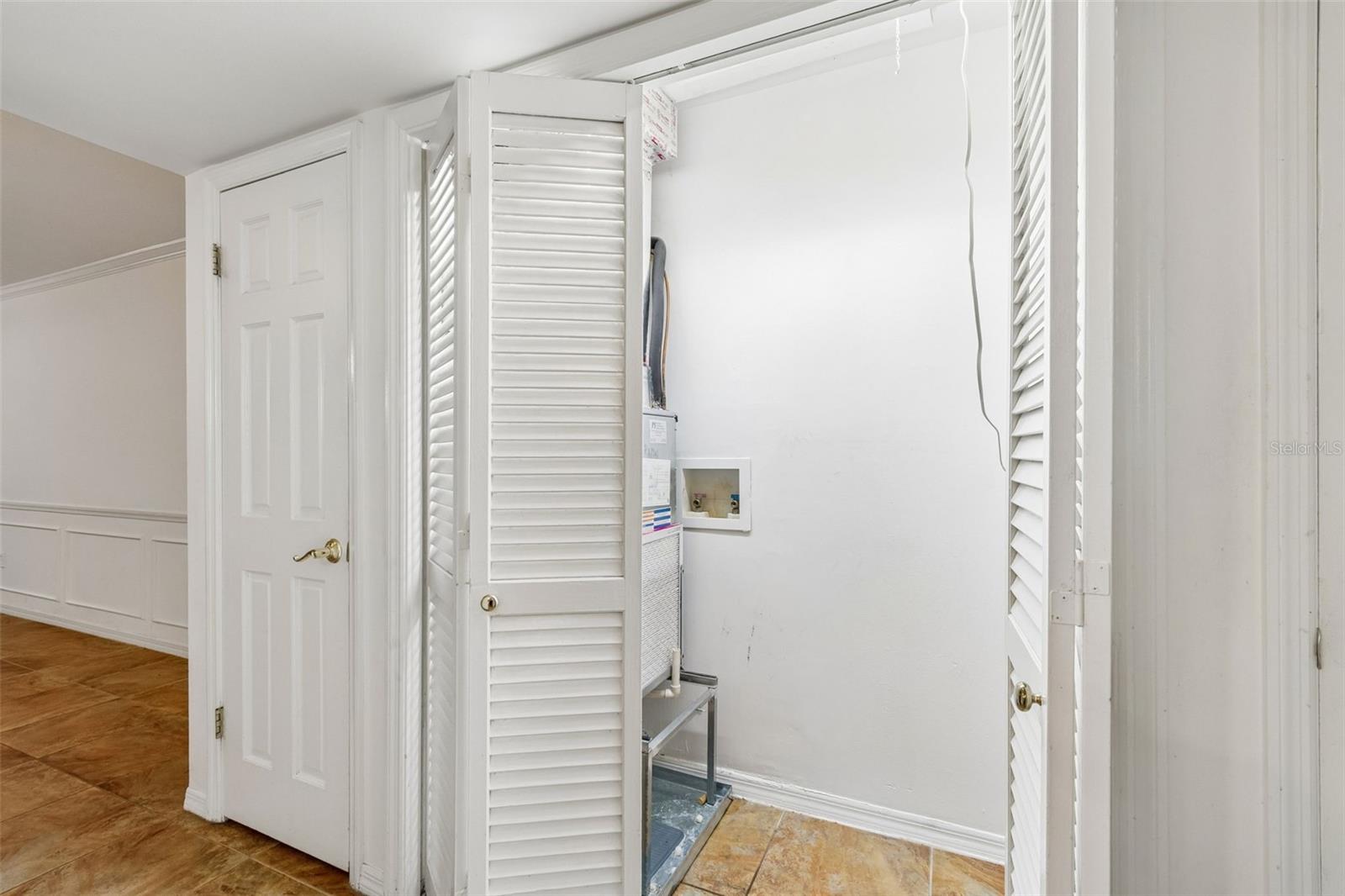 10387 Carrollwood Ln #303 Property Photo 8