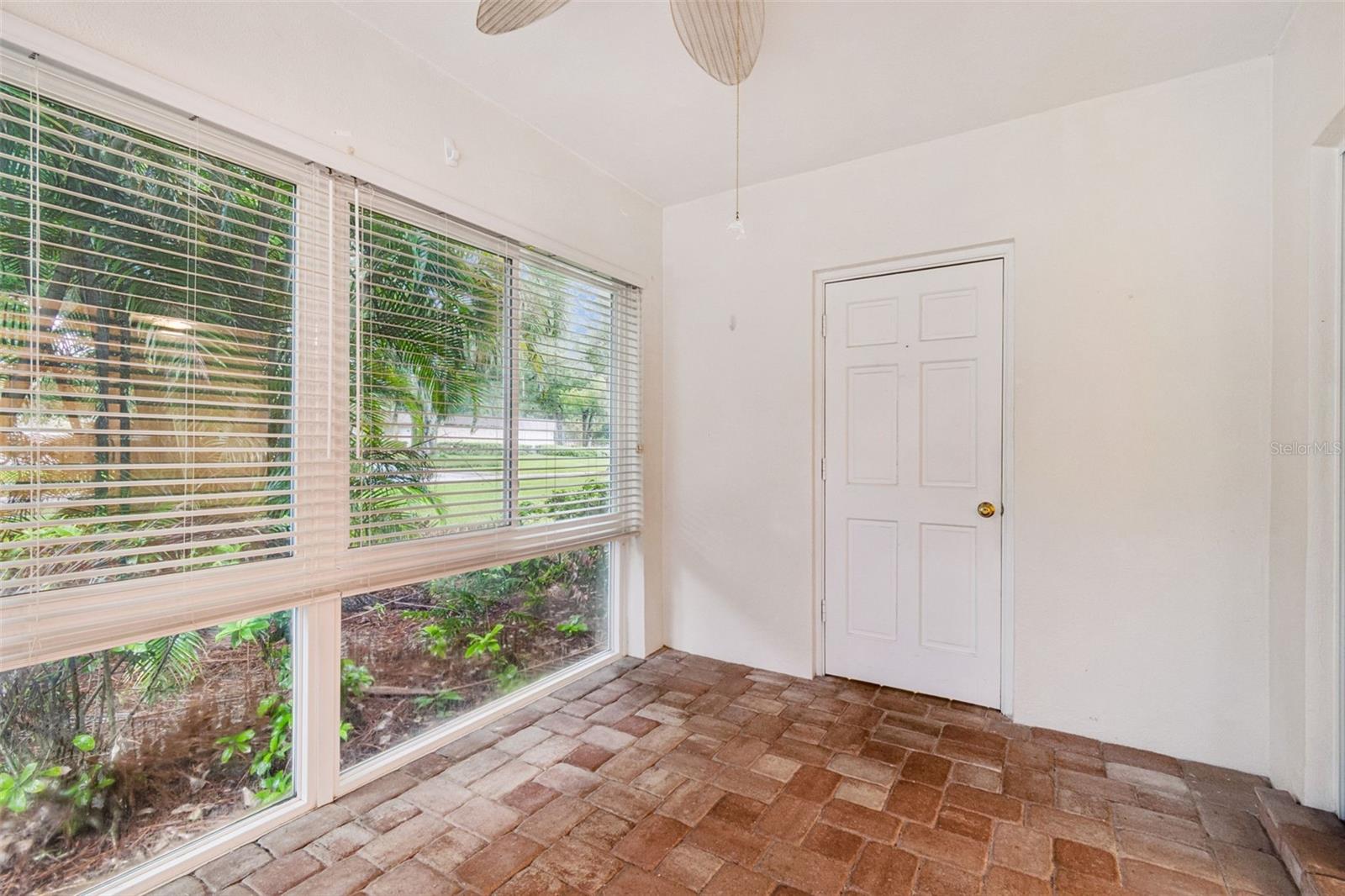 10387 Carrollwood Ln #303 Property Photo 38