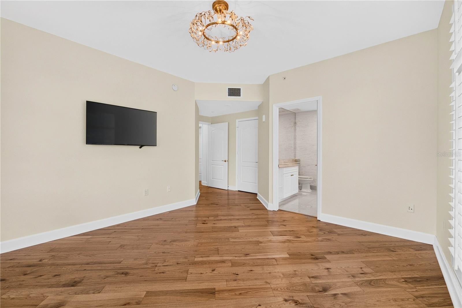 100 Beach Dr Ne #401 Property Photo 35