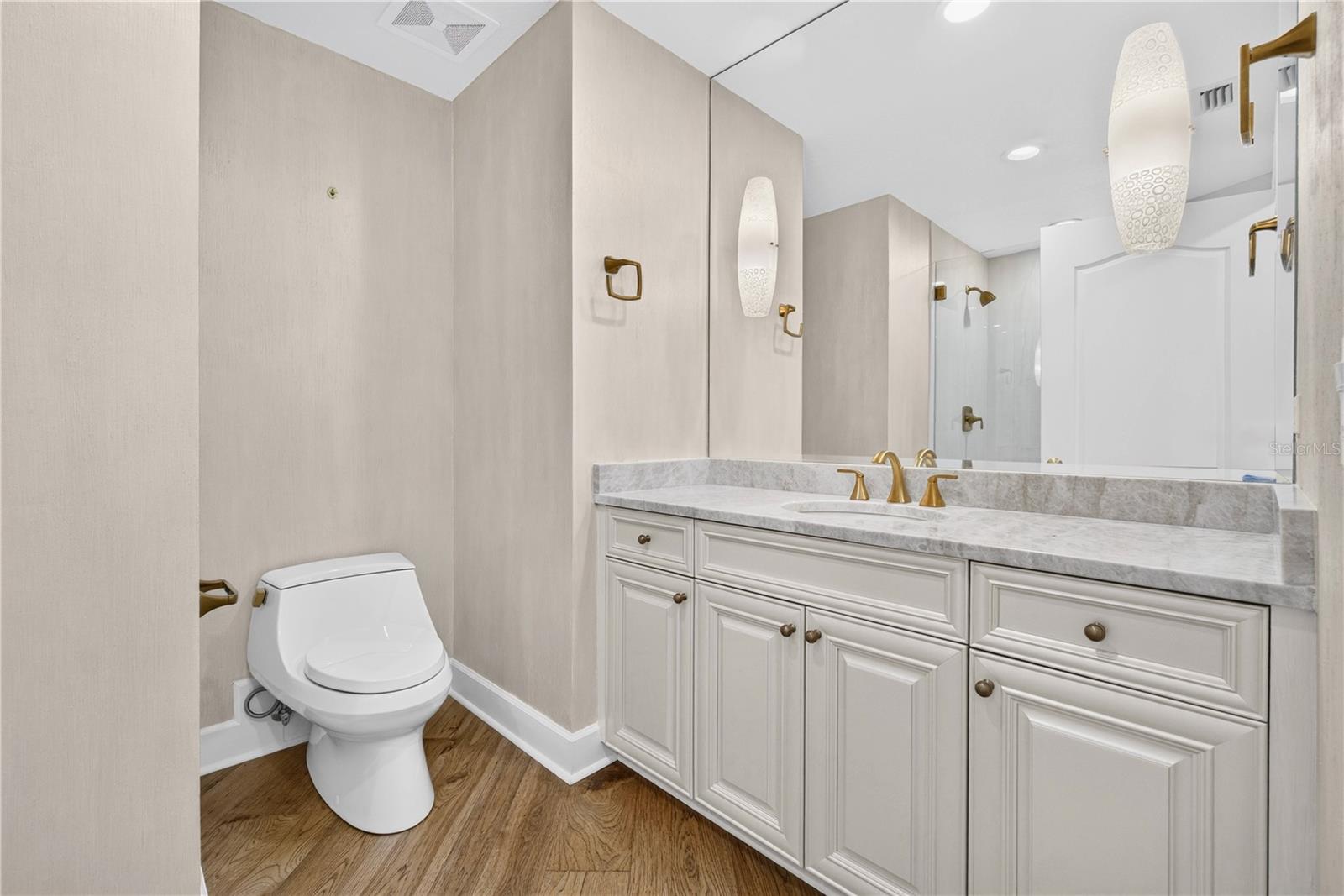 100 Beach Dr Ne #401 Property Photo 38