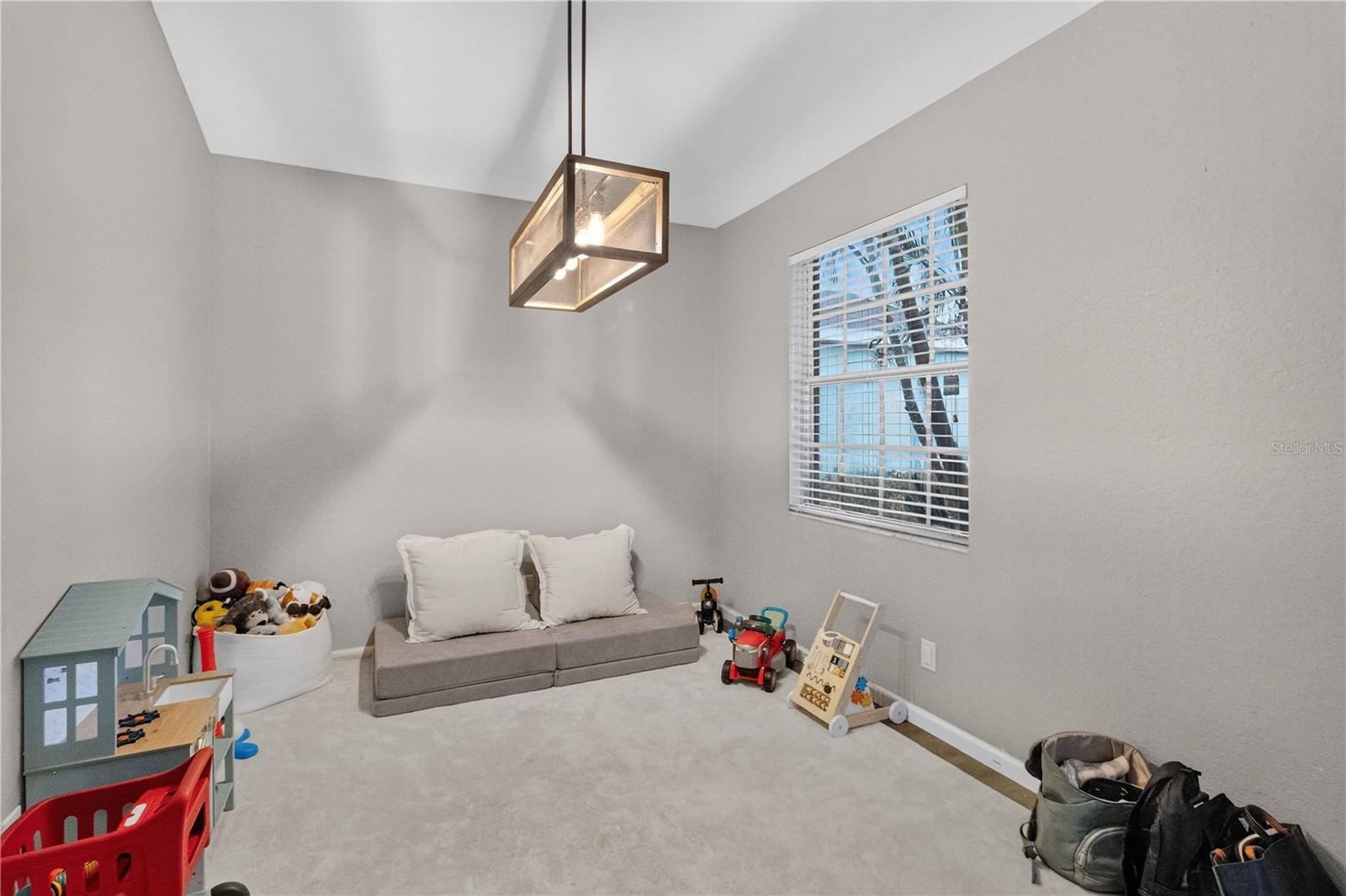 11326 Laurel Brook Ct Property Photo 3