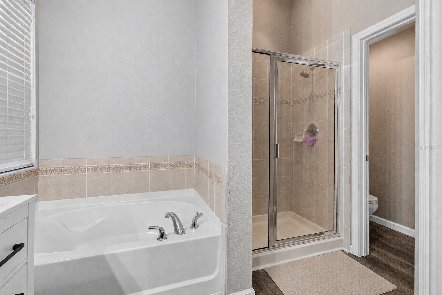 11326 Laurel Brook Ct Property Photo 6
