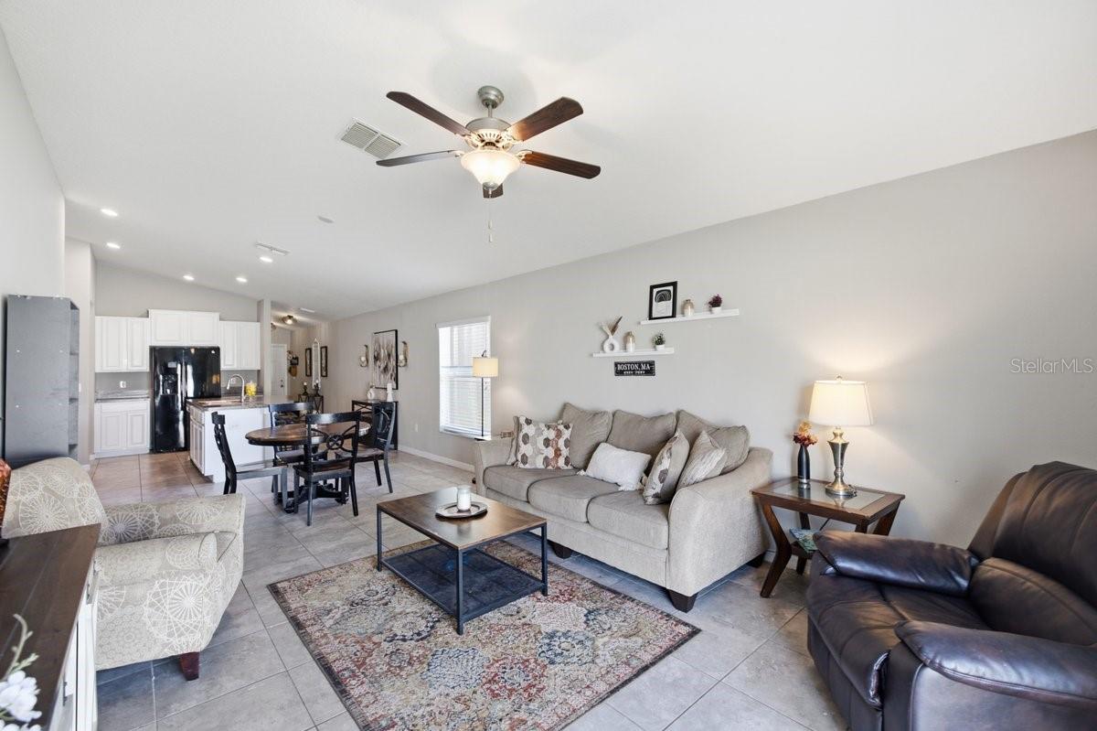 6830 Blue Moon Way Property Photo 7