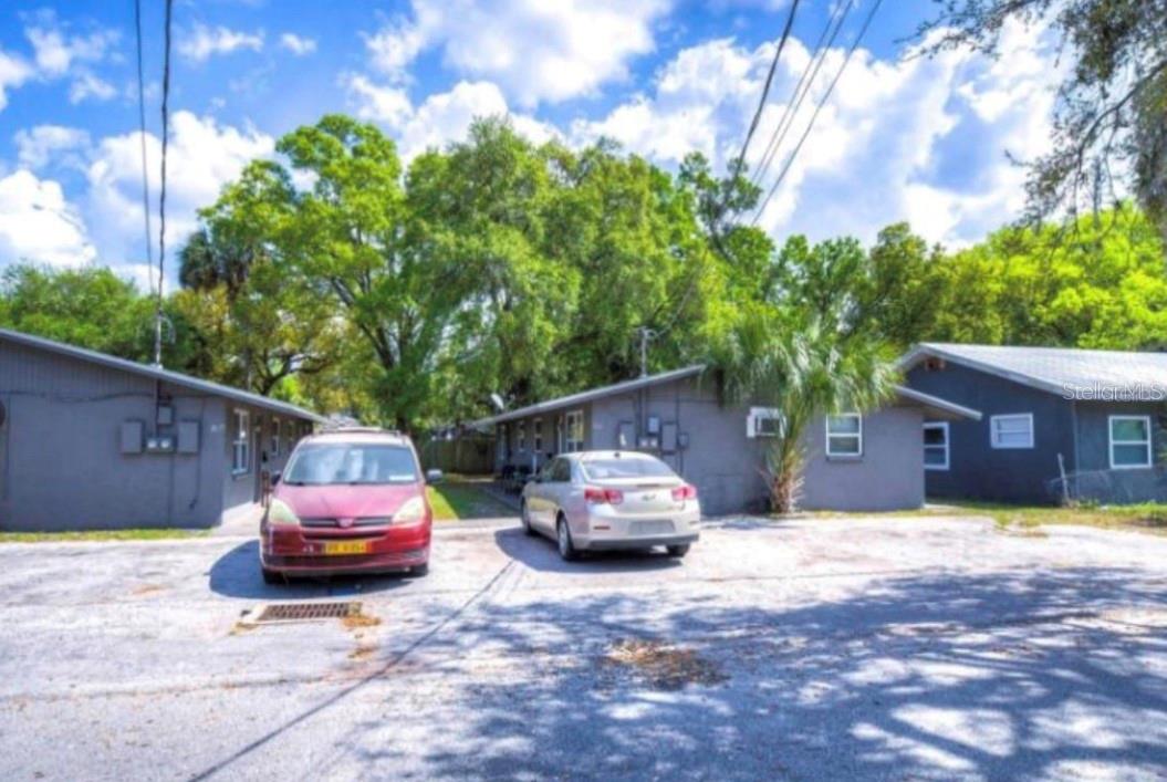 8123 N Alaska St #a Property Photo 1