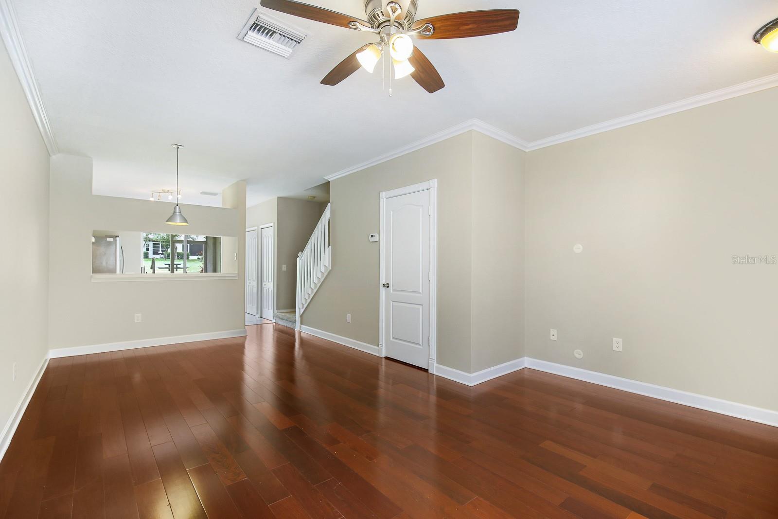 2403 Lake Woodberry Cir Property Photo 7