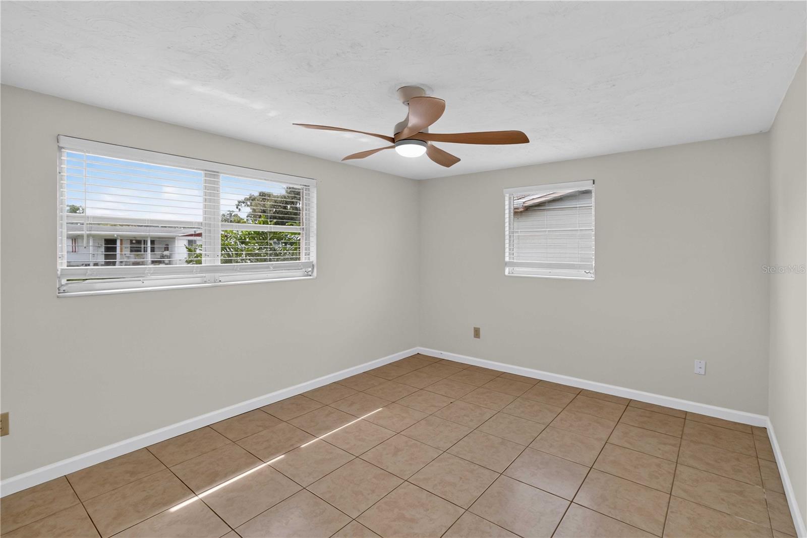 2044 Pamela Dr Property Photo 15