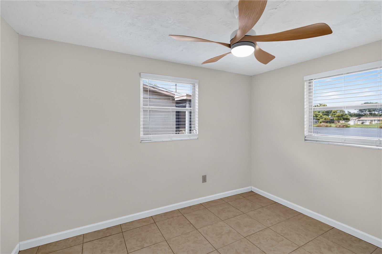 2044 Pamela Dr Property Photo 17