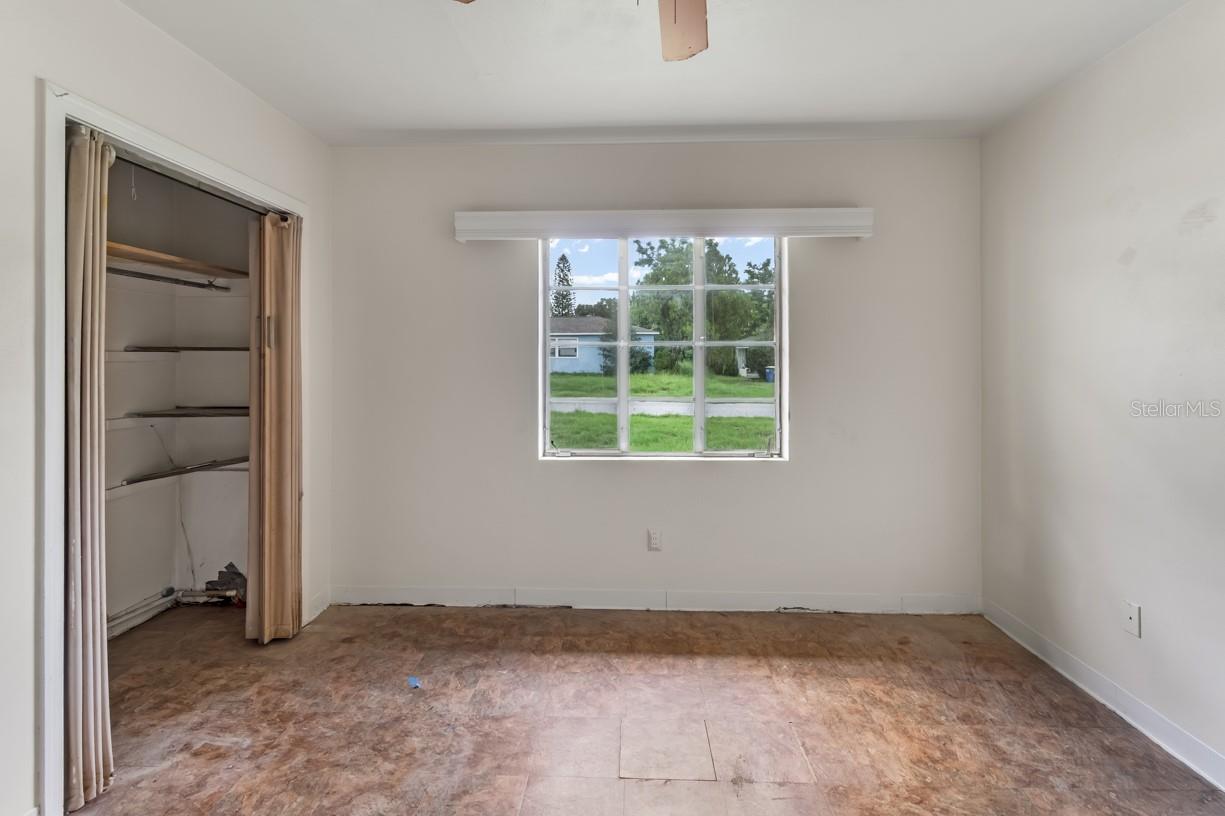 1329 Woodbine St Property Photo 12