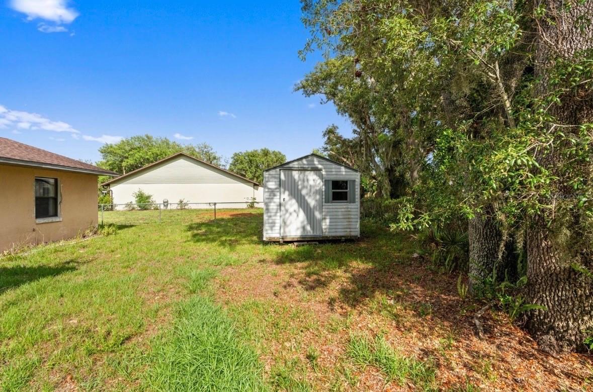 2907 N Lancaster Rd Property Photo 17