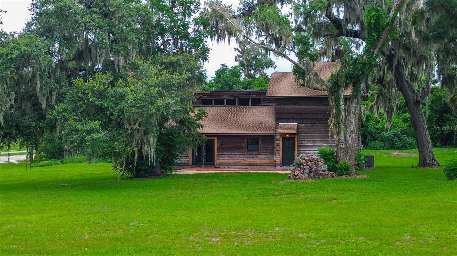 11700 Valley Rd Property Photo 1