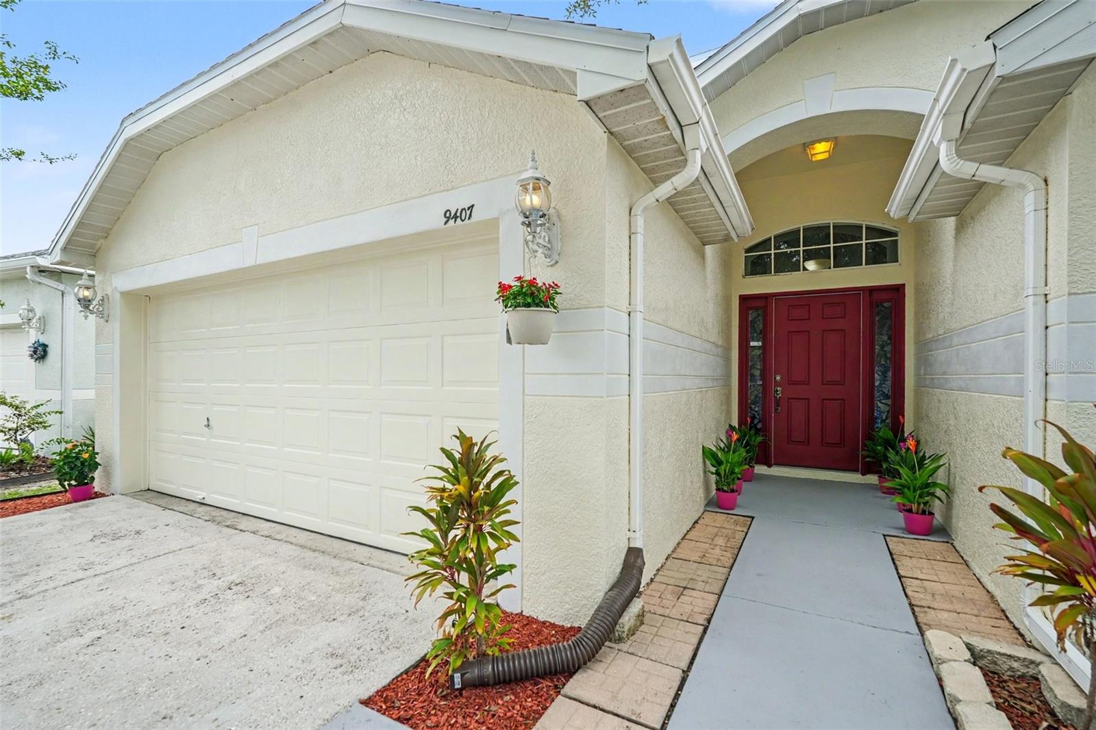 9407 Cypress Harbor Drive Property Photo 3
