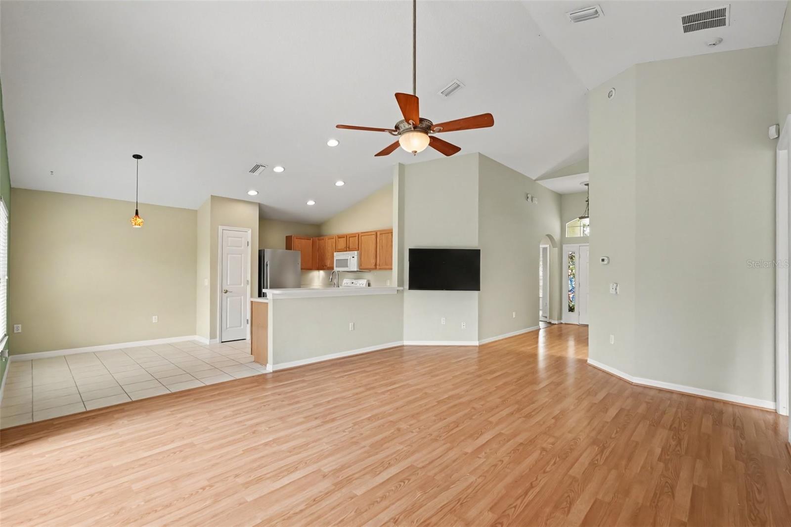 9407 Cypress Harbor Drive Property Photo 9