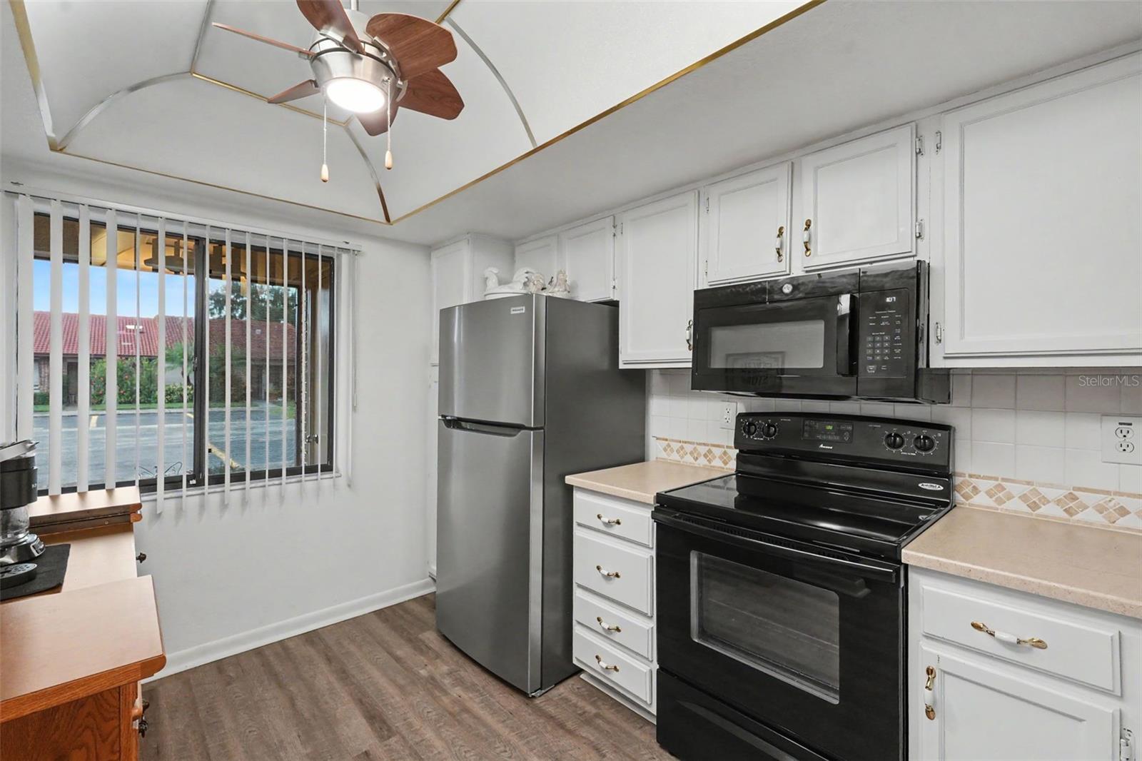 7360 Ulmerton Rd #2b Property Photo 12