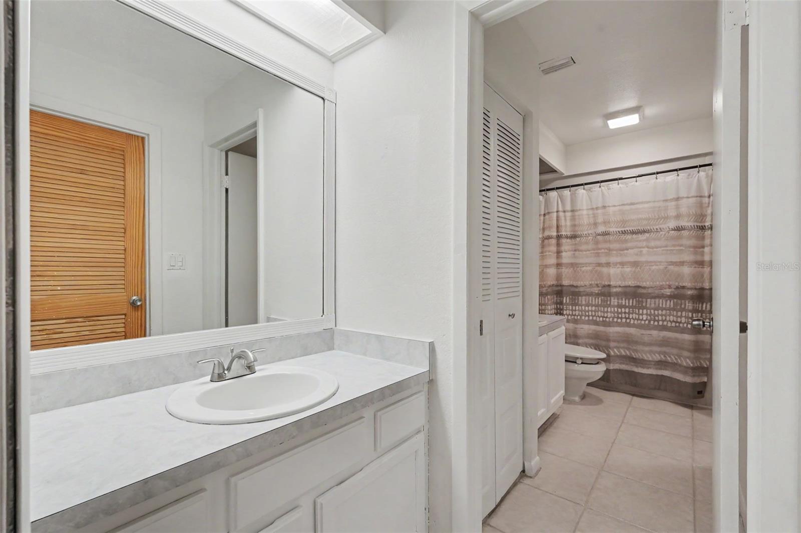 7360 Ulmerton Rd #2b Property Photo 16