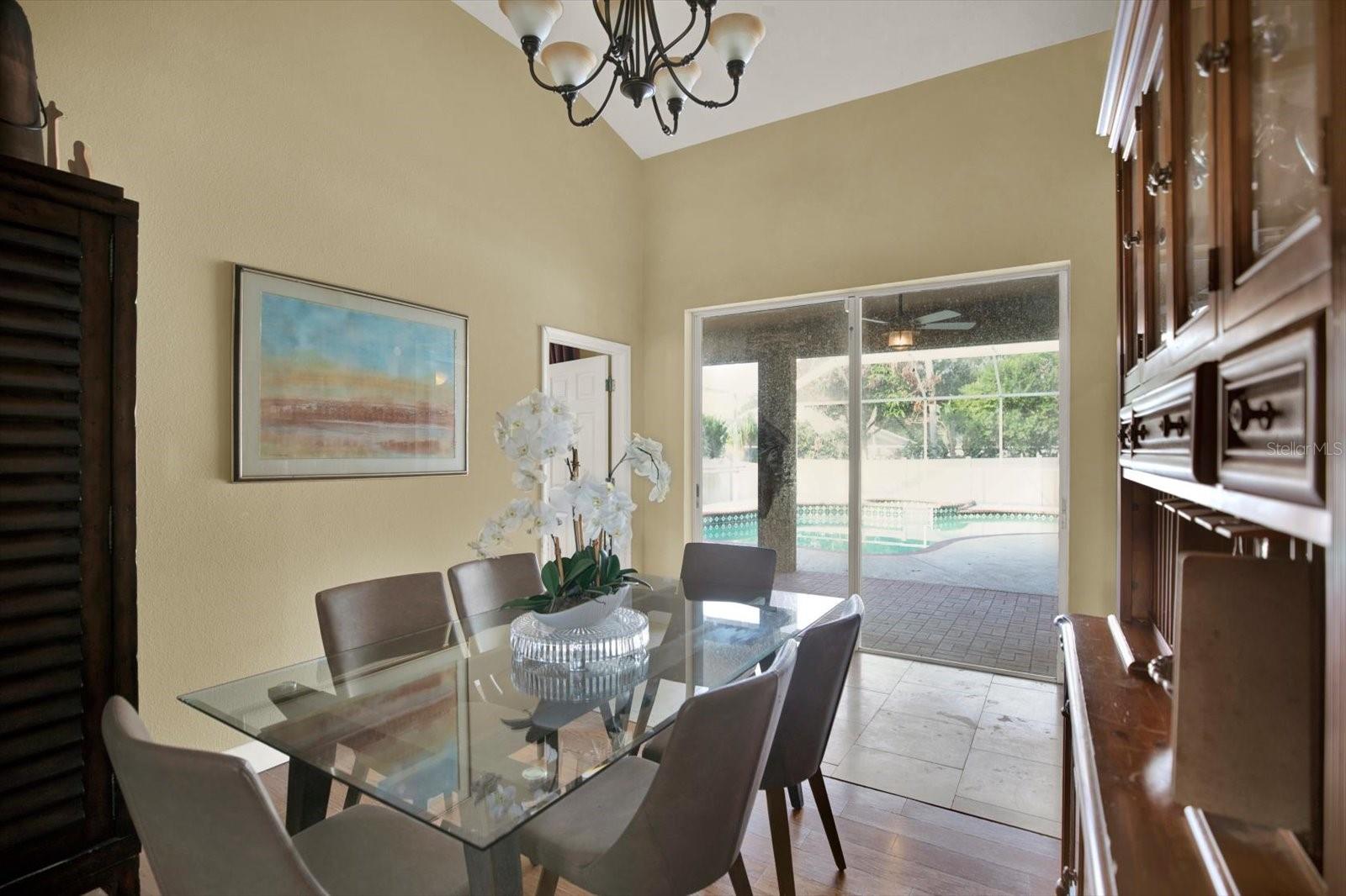 804 Sandy Trail Pl Property Photo 4