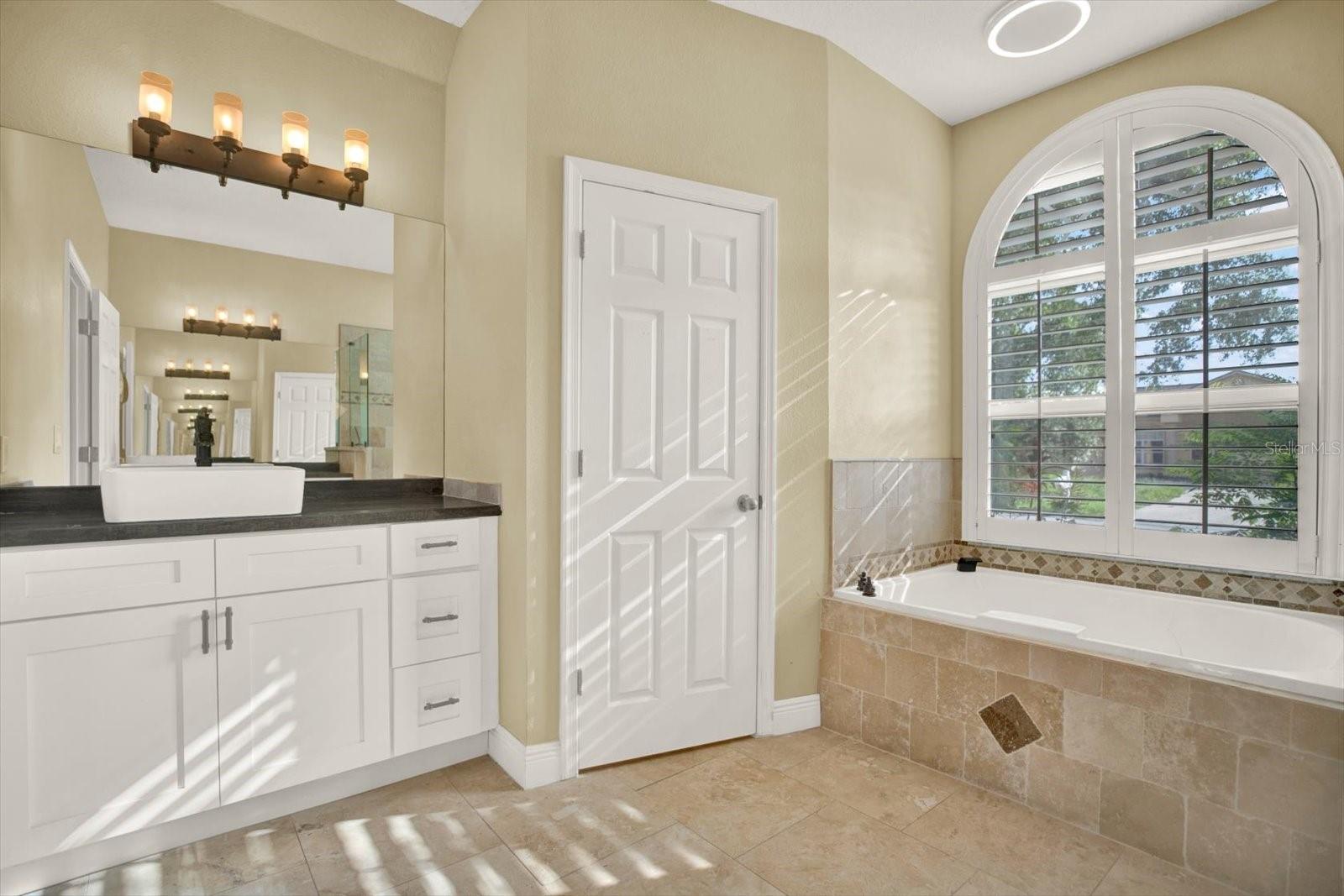 804 Sandy Trail Pl Property Photo 16