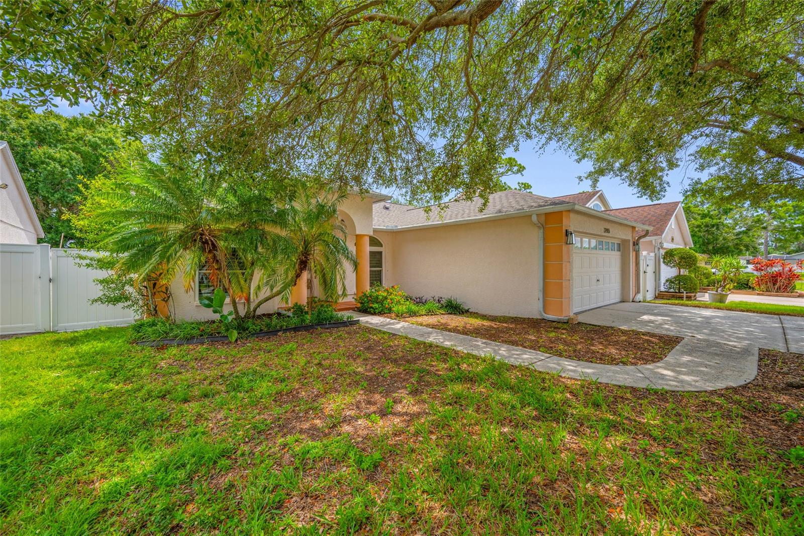 12965 Pineforest Way W Property Photo 3