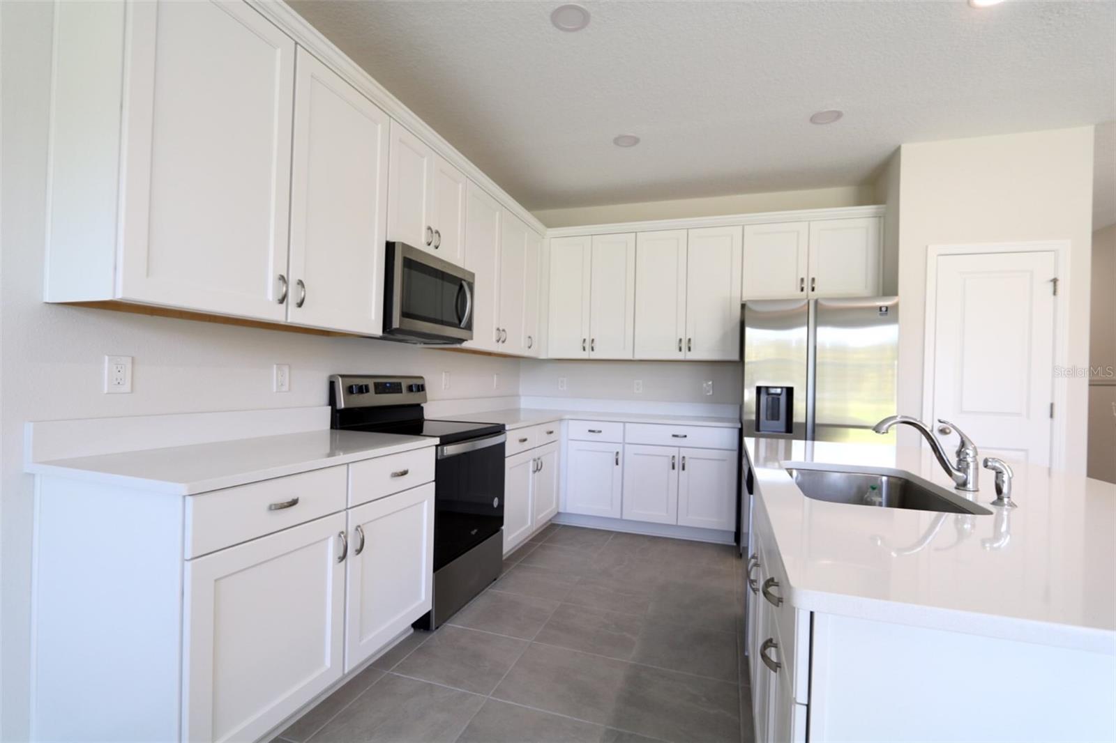 10914 Quickwater Ct Property Photo 3
