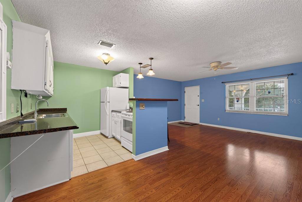 4801 Airport Rd #118 Property Photo 10