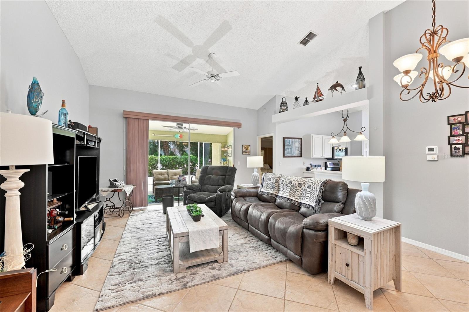 2242 W Del Webb Blvd Property Photo 8