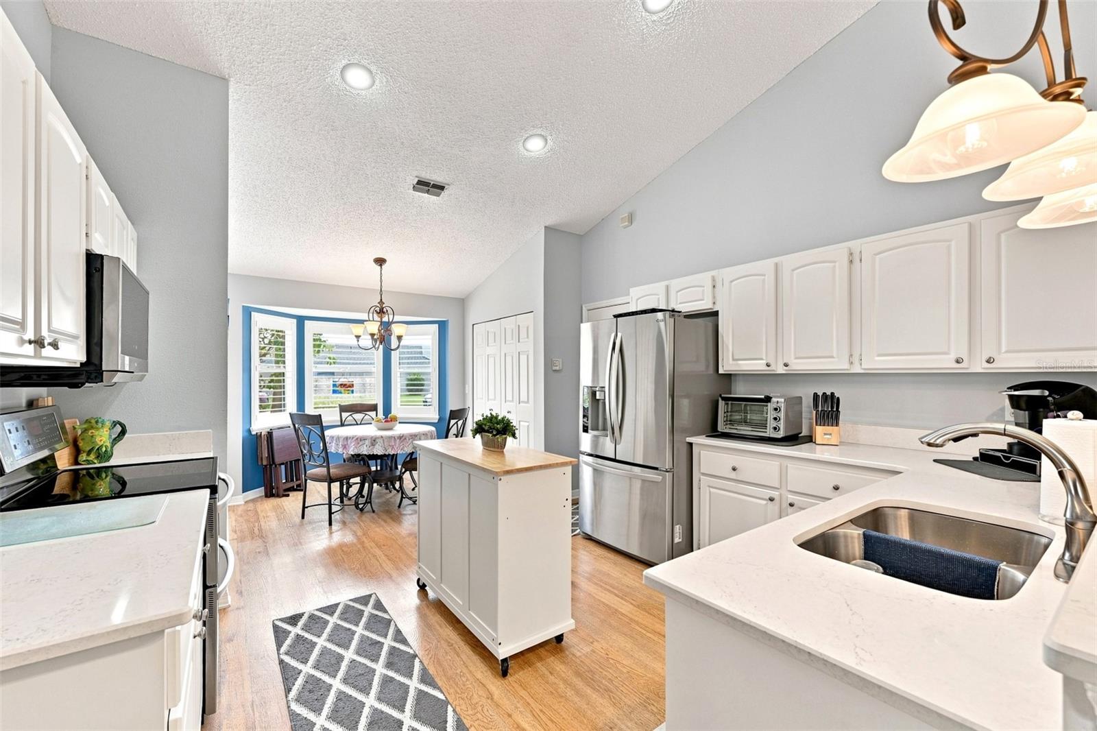 2242 W Del Webb Blvd Property Photo 15
