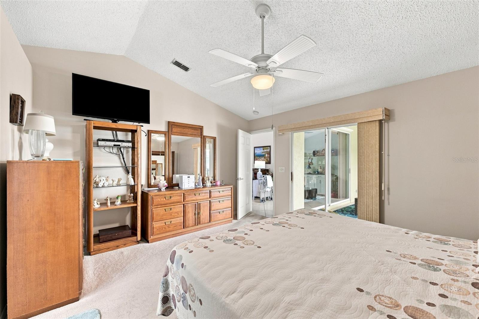 2242 W Del Webb Blvd Property Photo 23