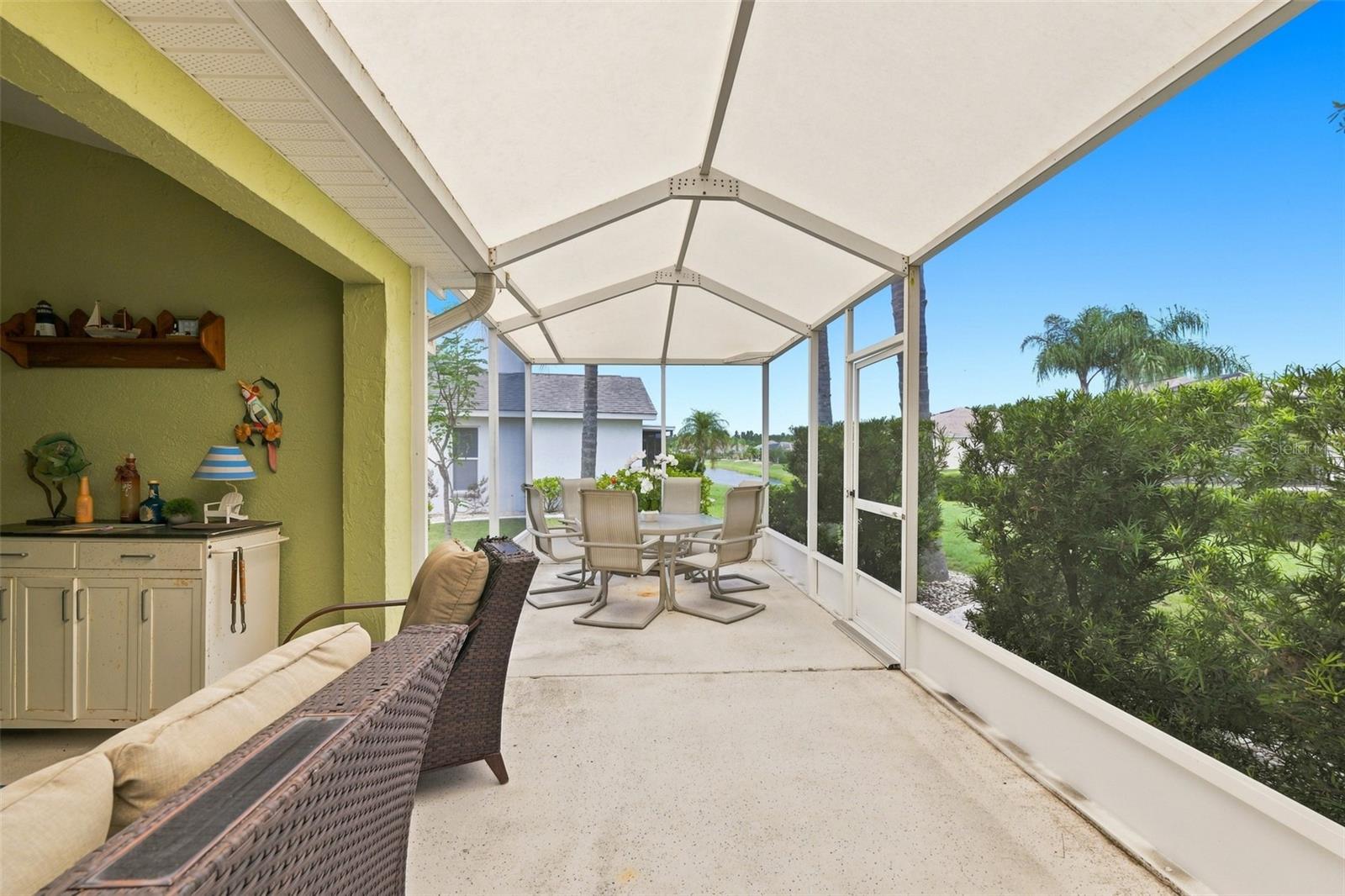 2242 W Del Webb Blvd Property Photo 41