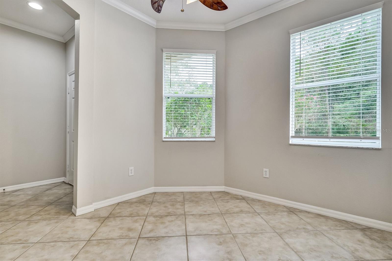 8169 Stone Leaf Ln Property Photo 10