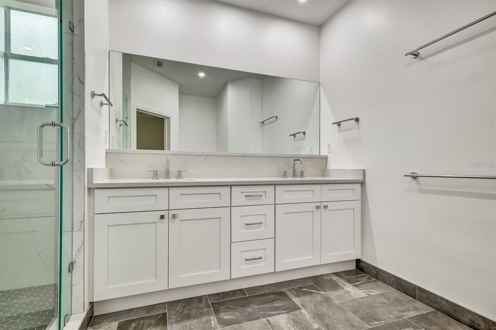 8169 Stone Leaf Ln Property Photo 16