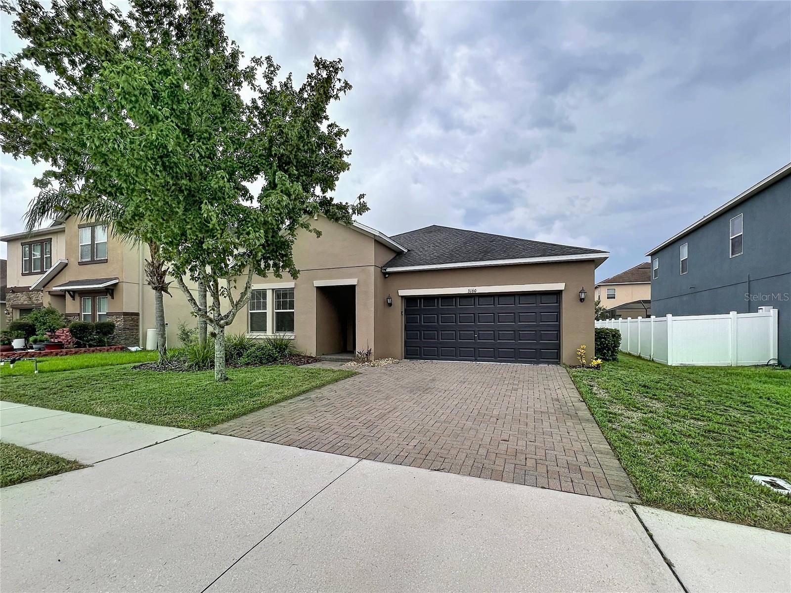 3160 Calvano Dr Property Photo 2