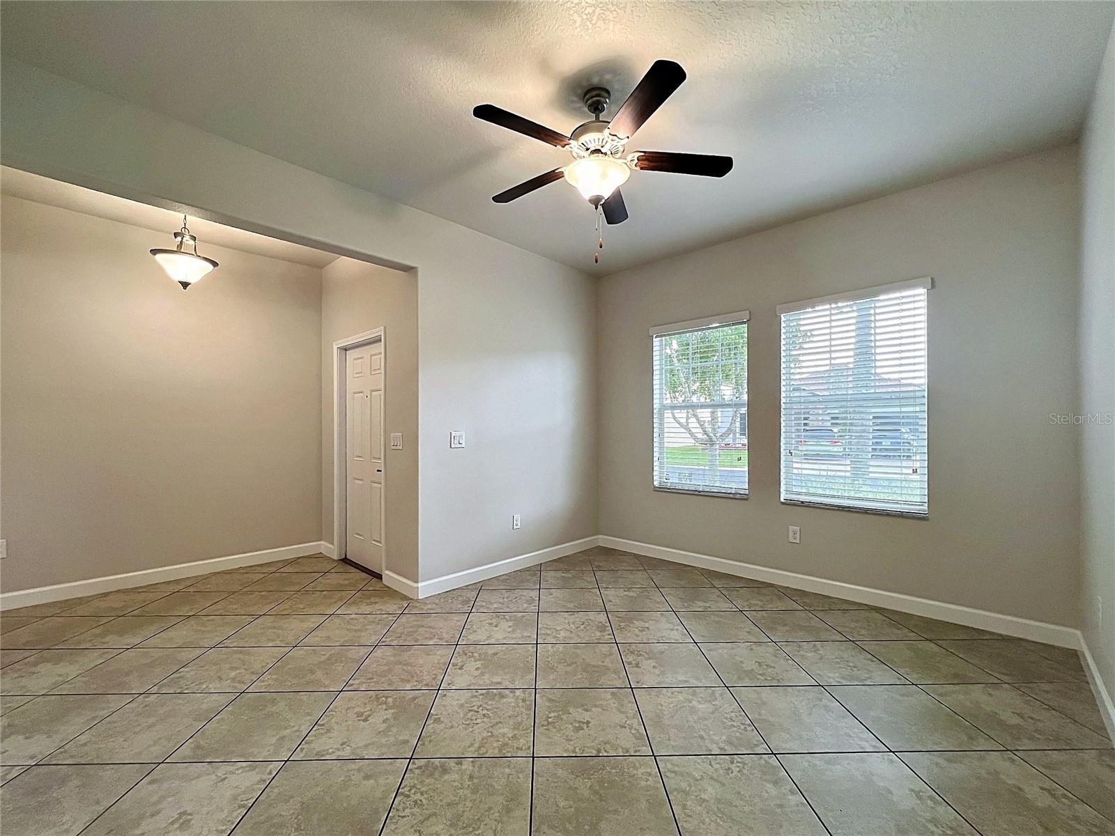 3160 Calvano Dr Property Photo 6