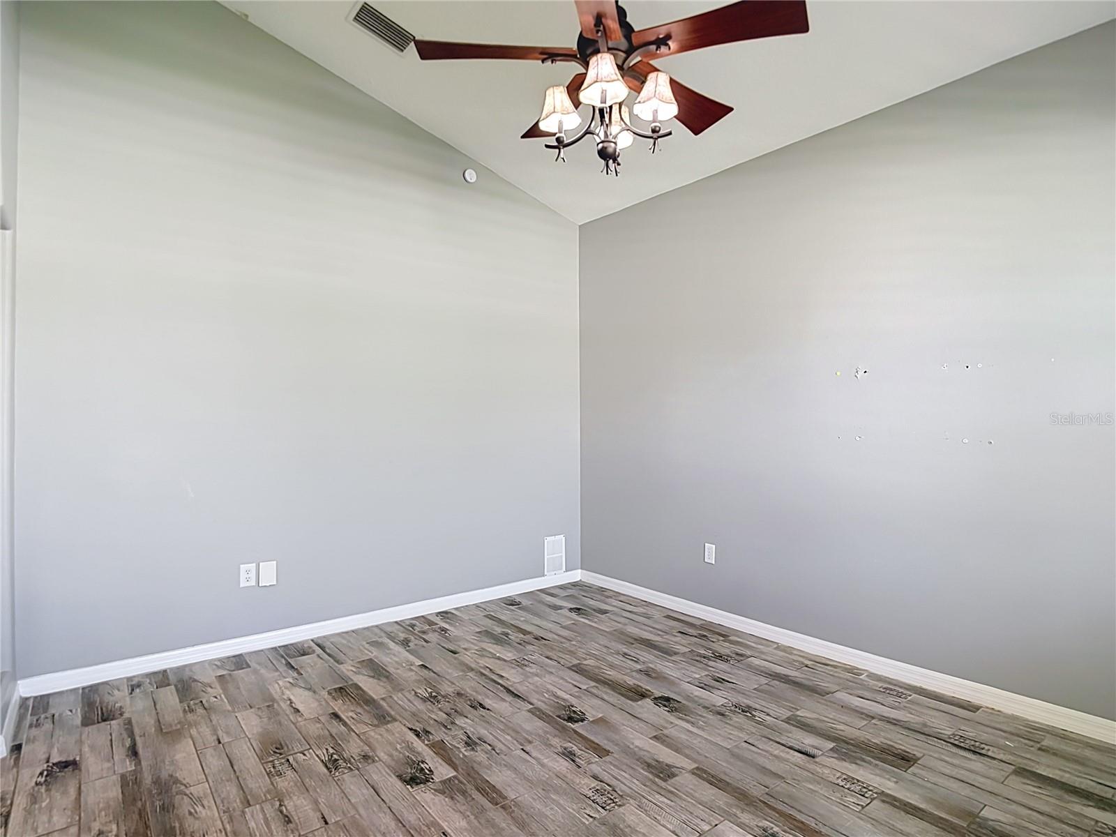 4736 Pointe O Woods Dr Property Photo 13