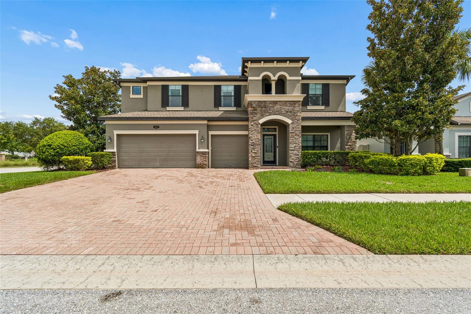 1657 Feather Grass Loop Property Photo 2